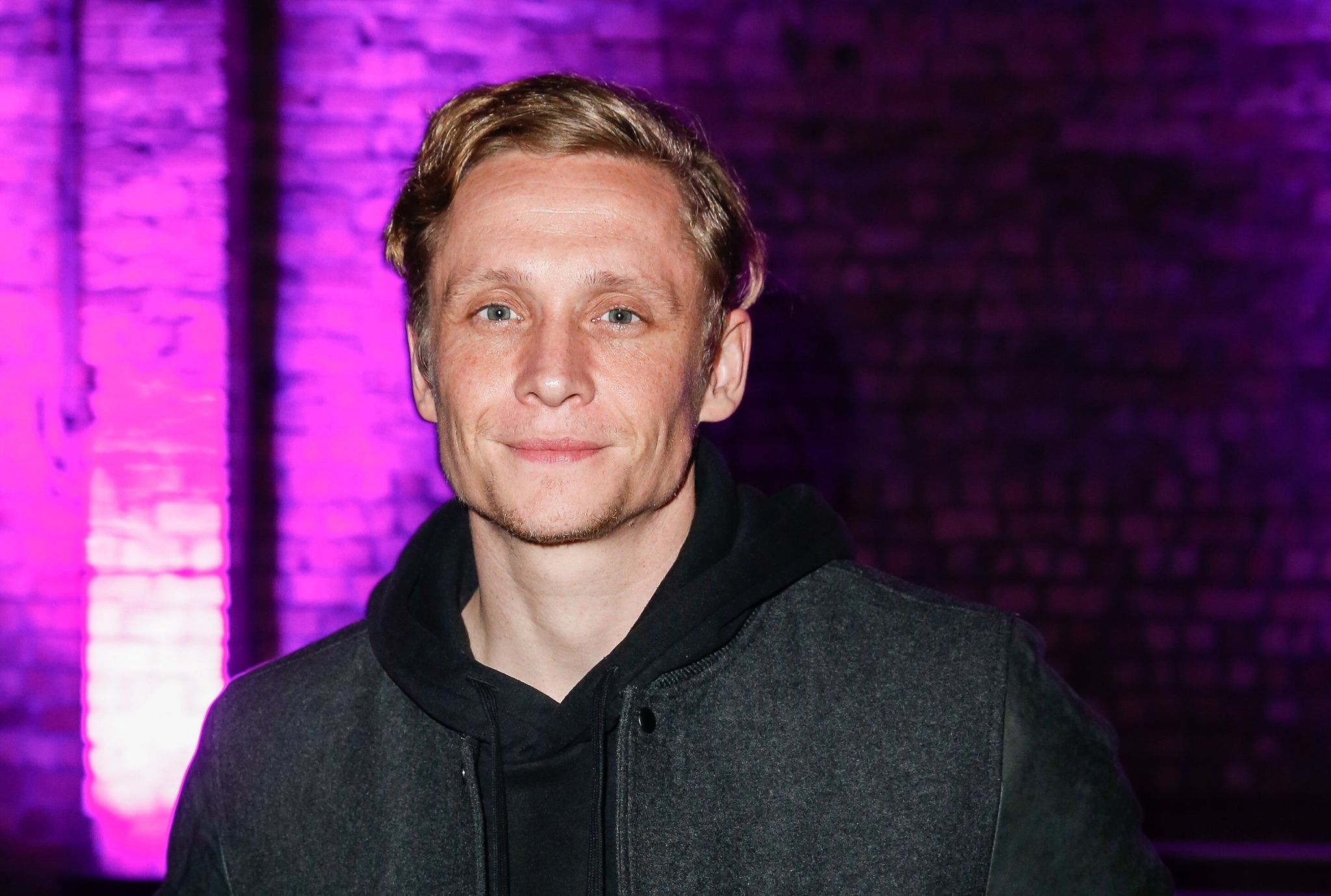 Matthias Schweighöfer und Tim Bendzko werden verwechselt