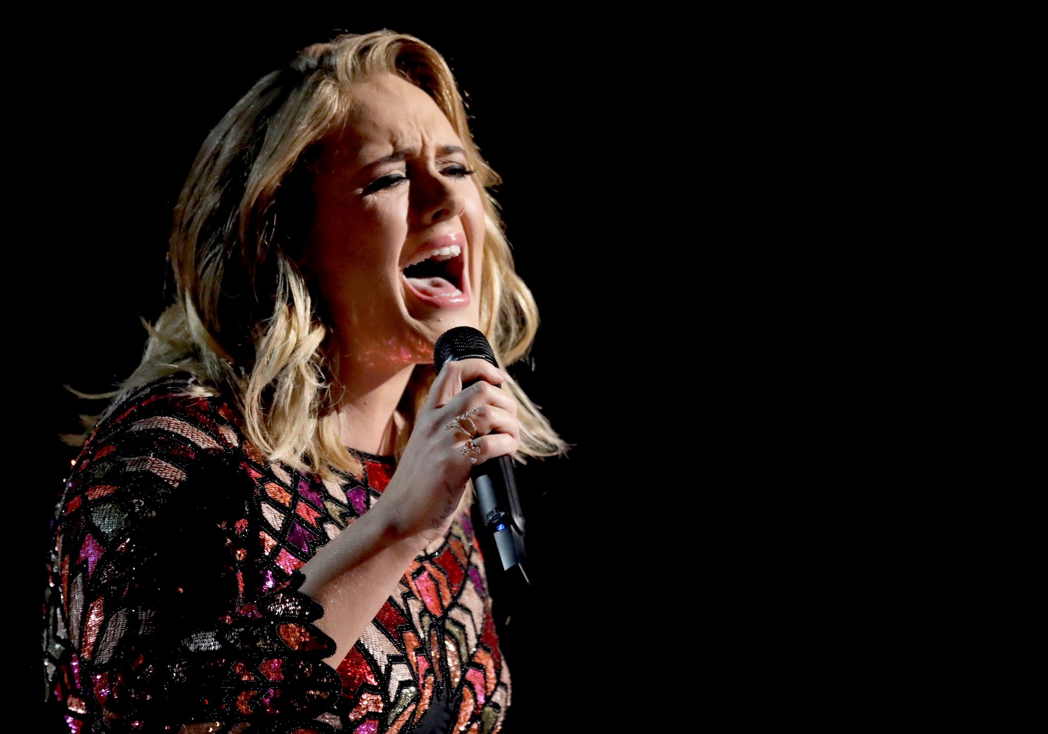 Erste Single, neues Album: Adele taucht wieder auf