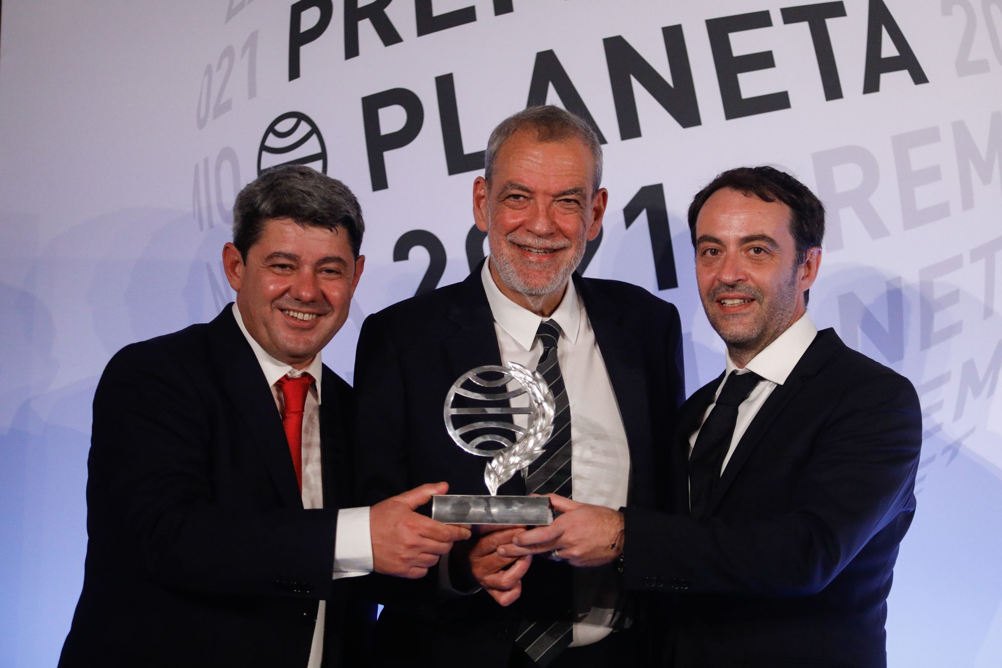 Spanischer Planeta-Literturpreis für drei Autoren