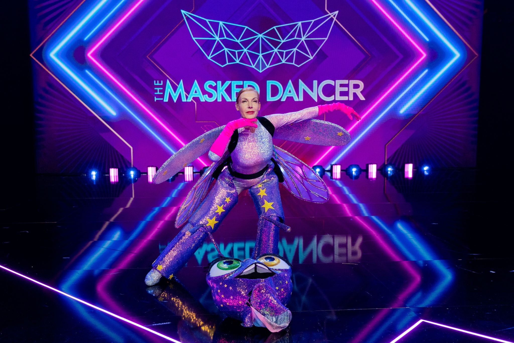 Ute Lemper fliegt als Glühwürmchen aus «Masked Dancer»