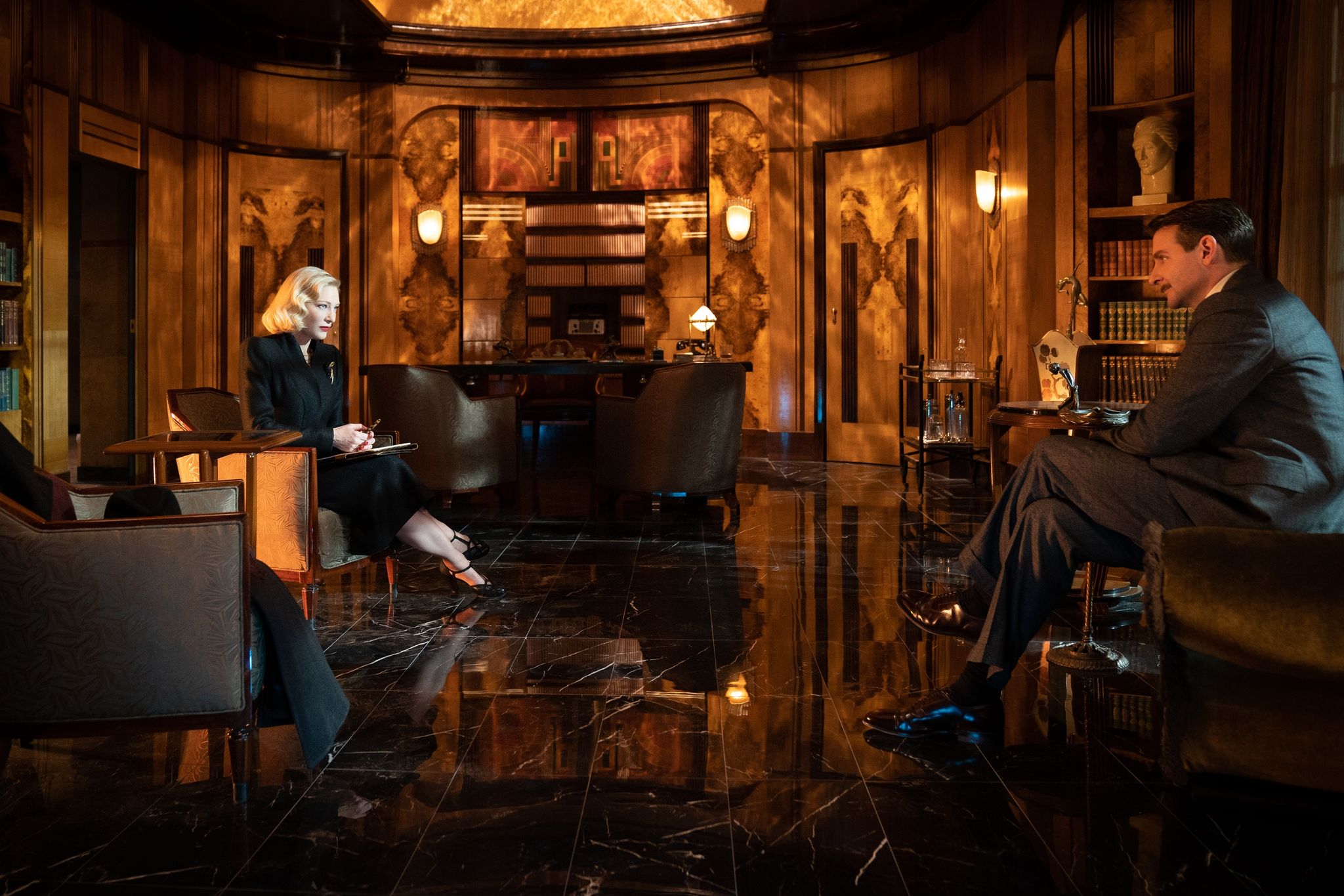 «Nightmare Alley»: Guillermo del Toros Film Noir