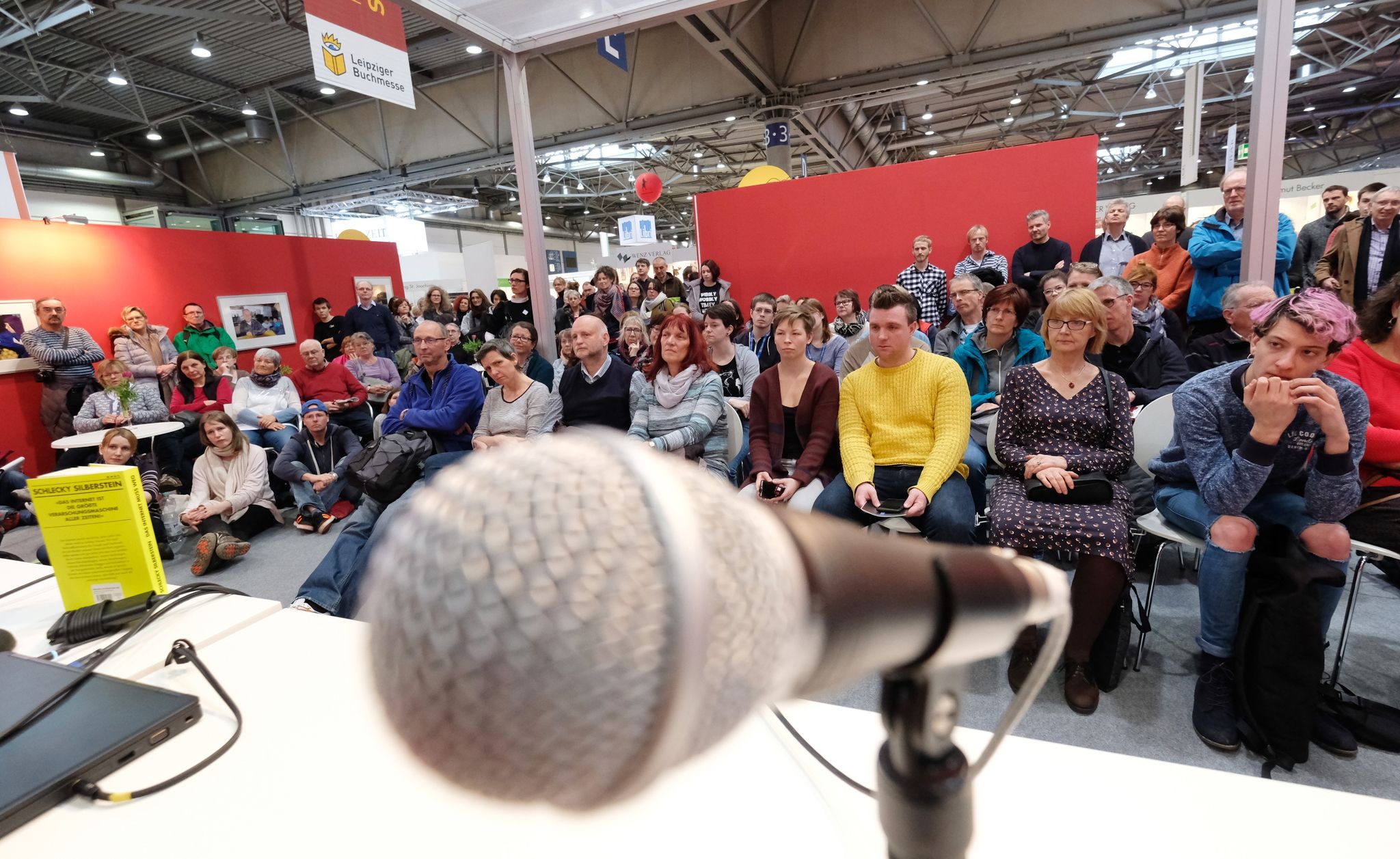 Buchparty in Leipzig nach der Absage der Messe