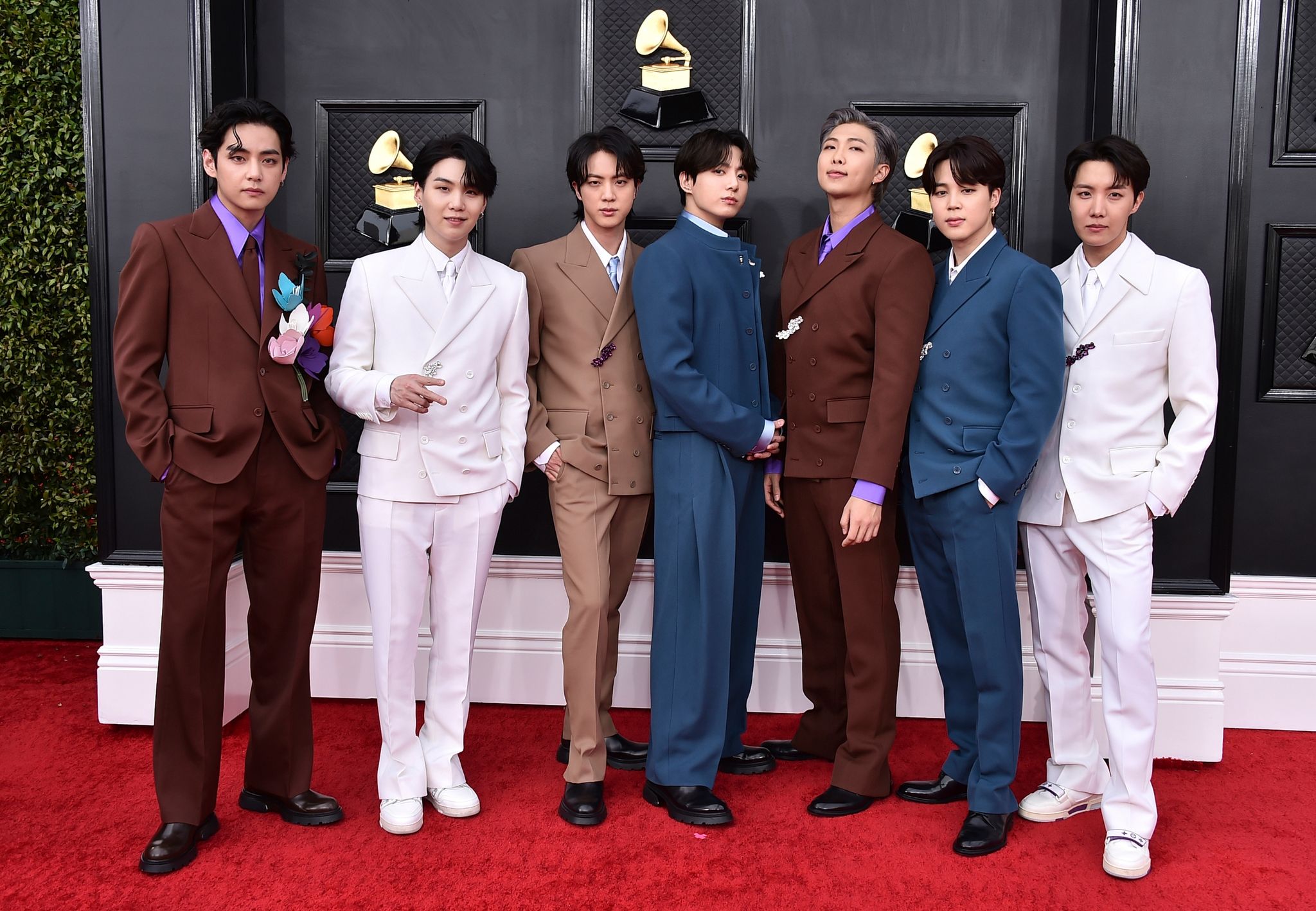 BTS treten Gerüchten über Auflösung entgegen