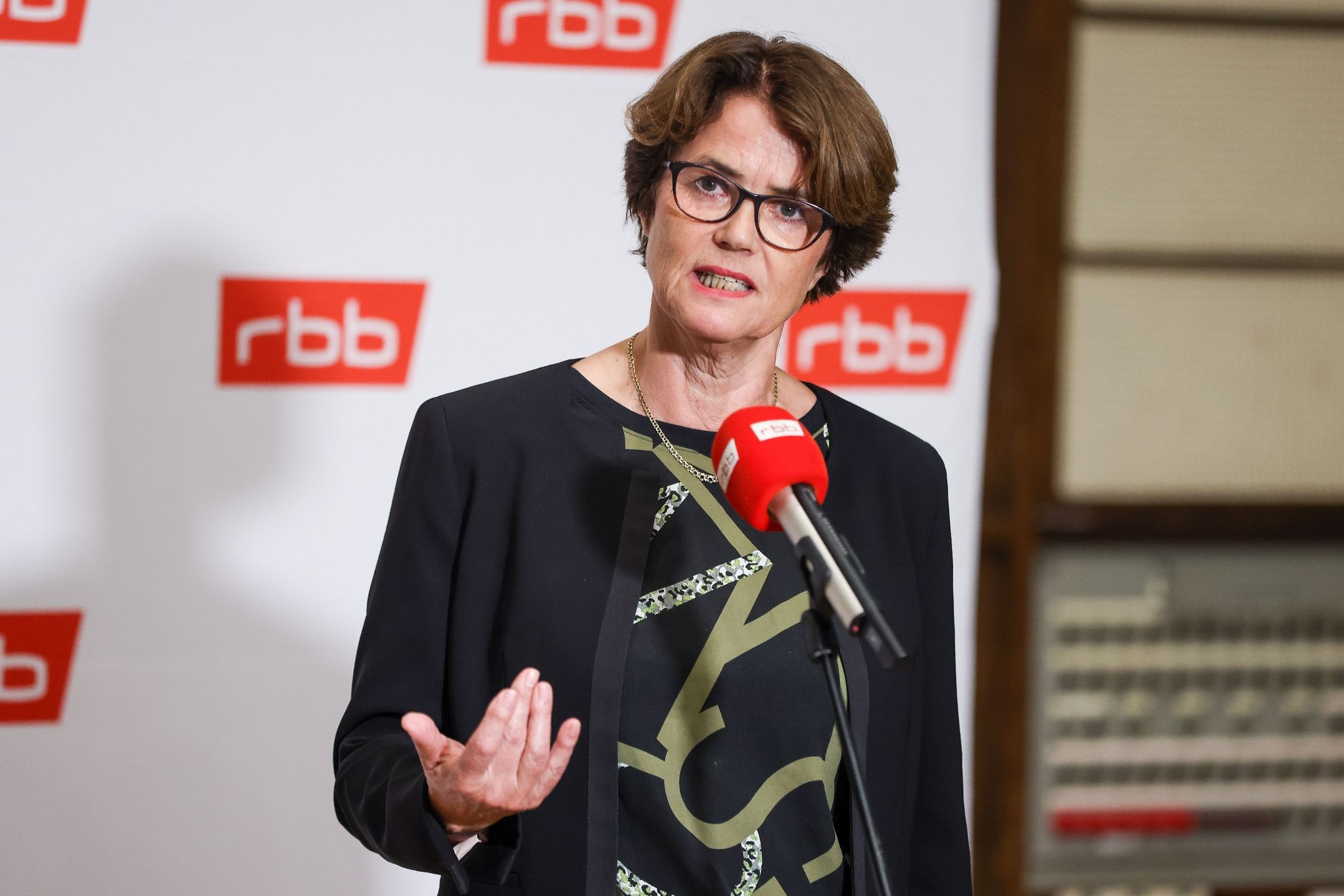 RBB-Krise: Rundfunkratsvorsitzende tritt zurück
