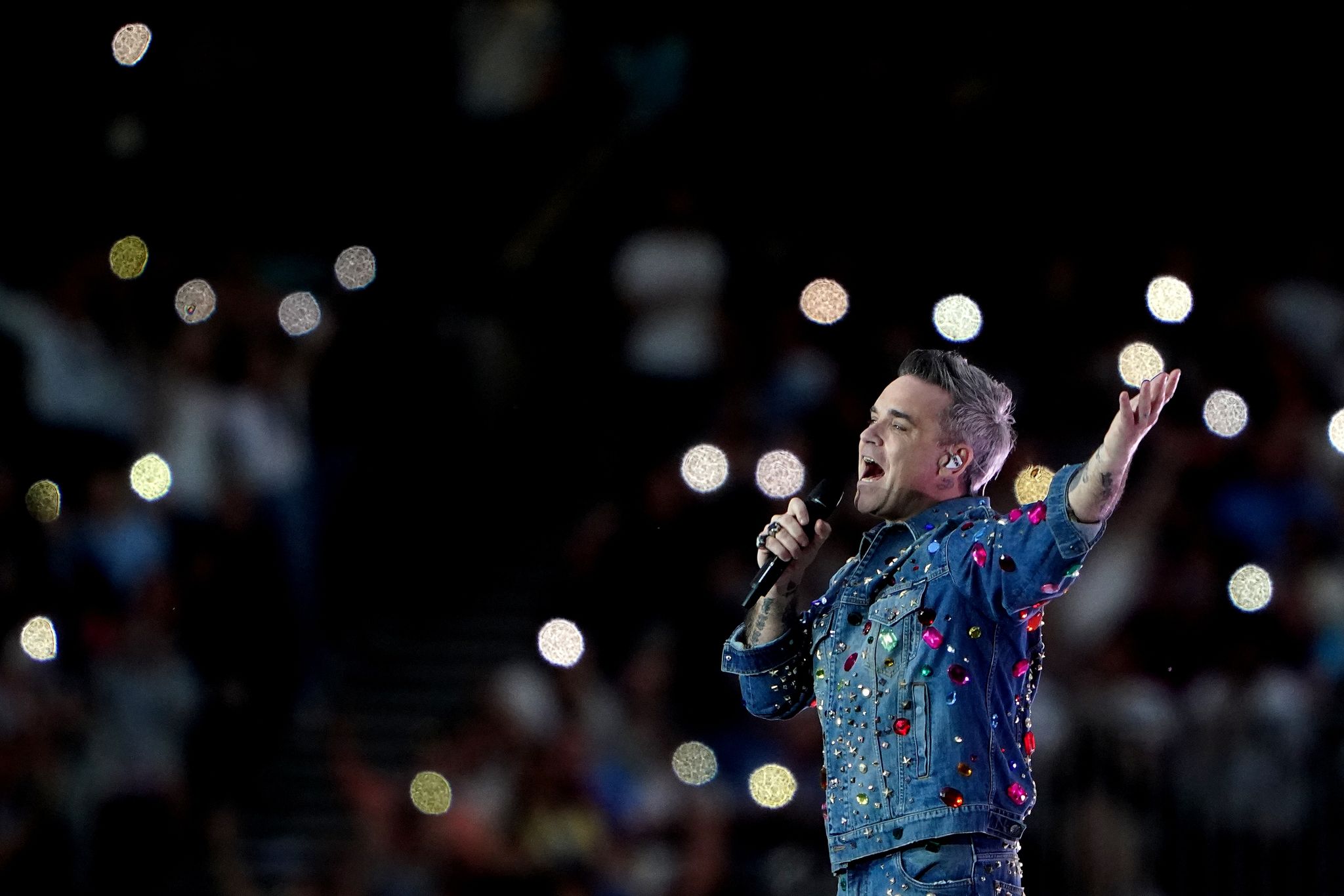 Robbie Williams: Alte Songs mit neuem Pomp