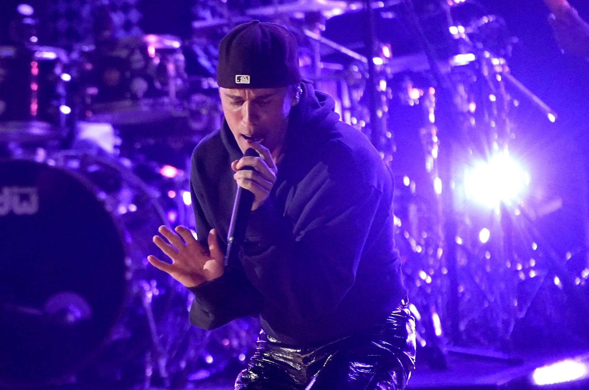 Justin Bieber unterbricht erneut Welttournee