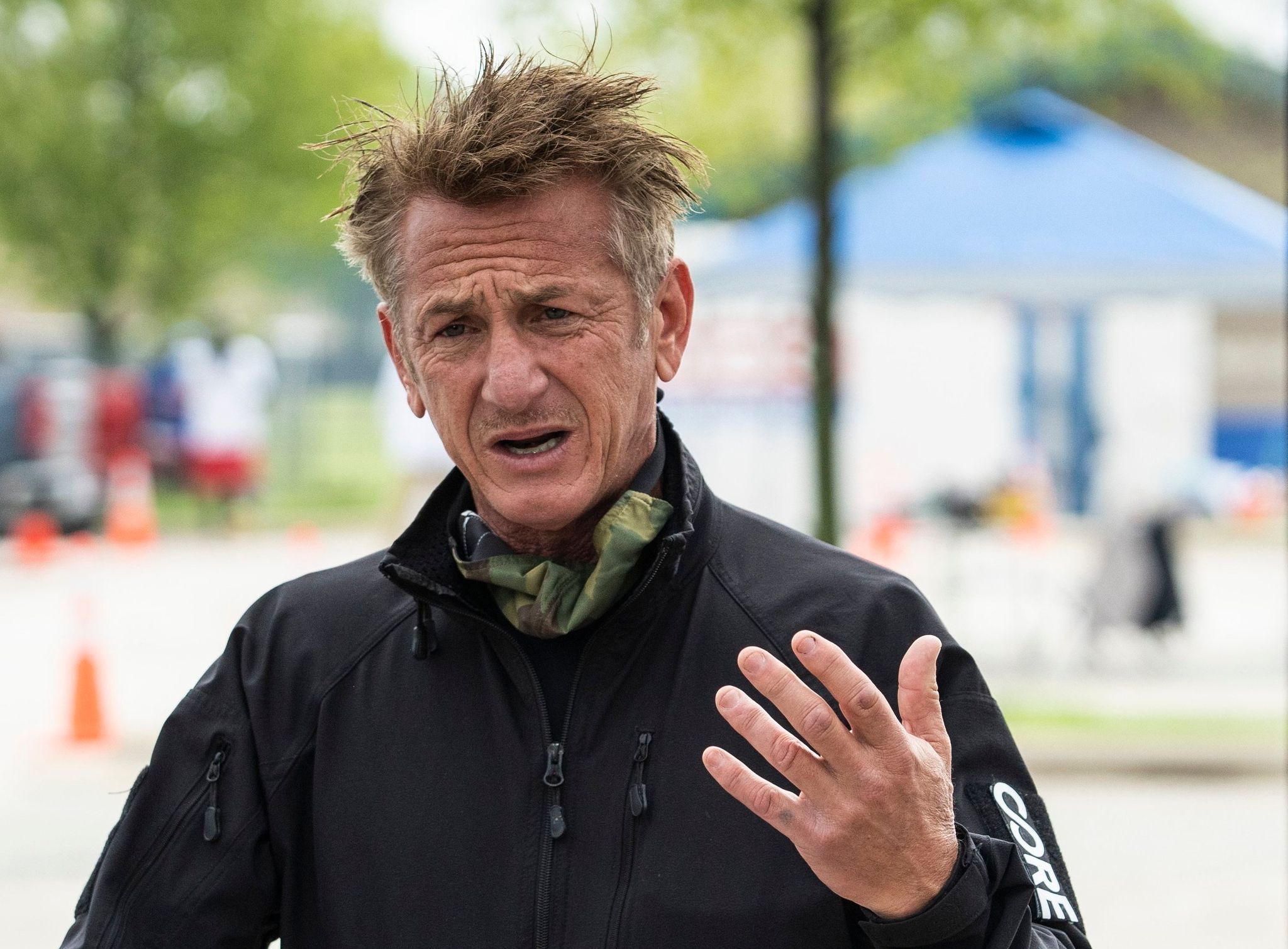 Sean Penn trauert um seine Mutter