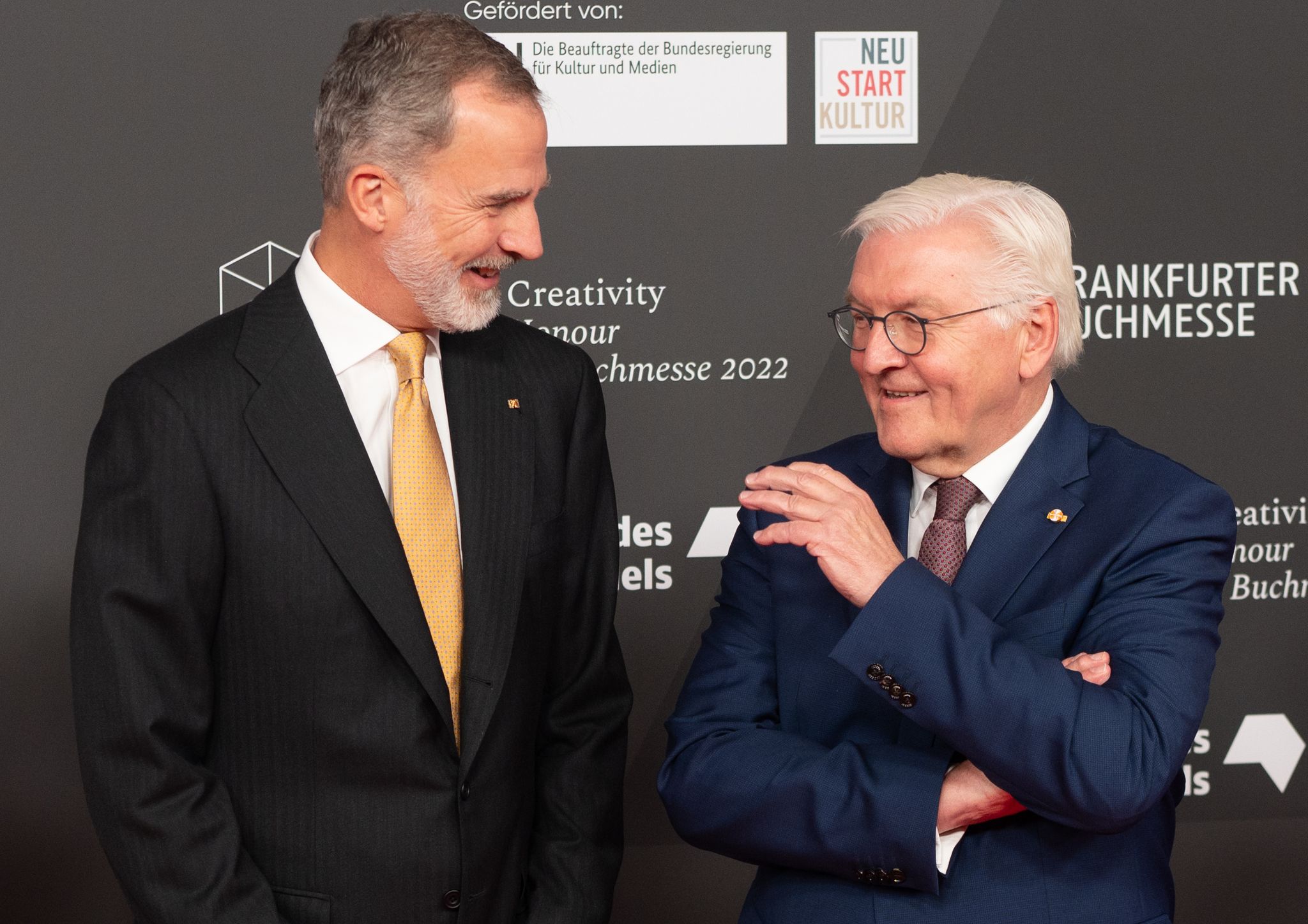 Politik und Royals am ersten Tag der Buchmesse