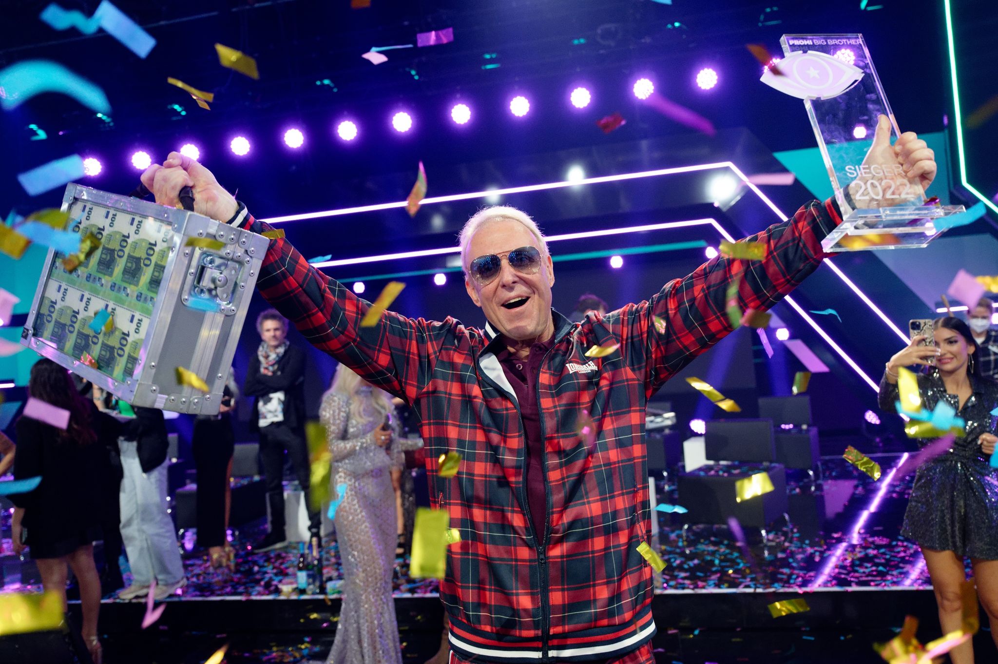 «So eine kleine Wurst!»: Box-Manager gewinnt «Big Brother»