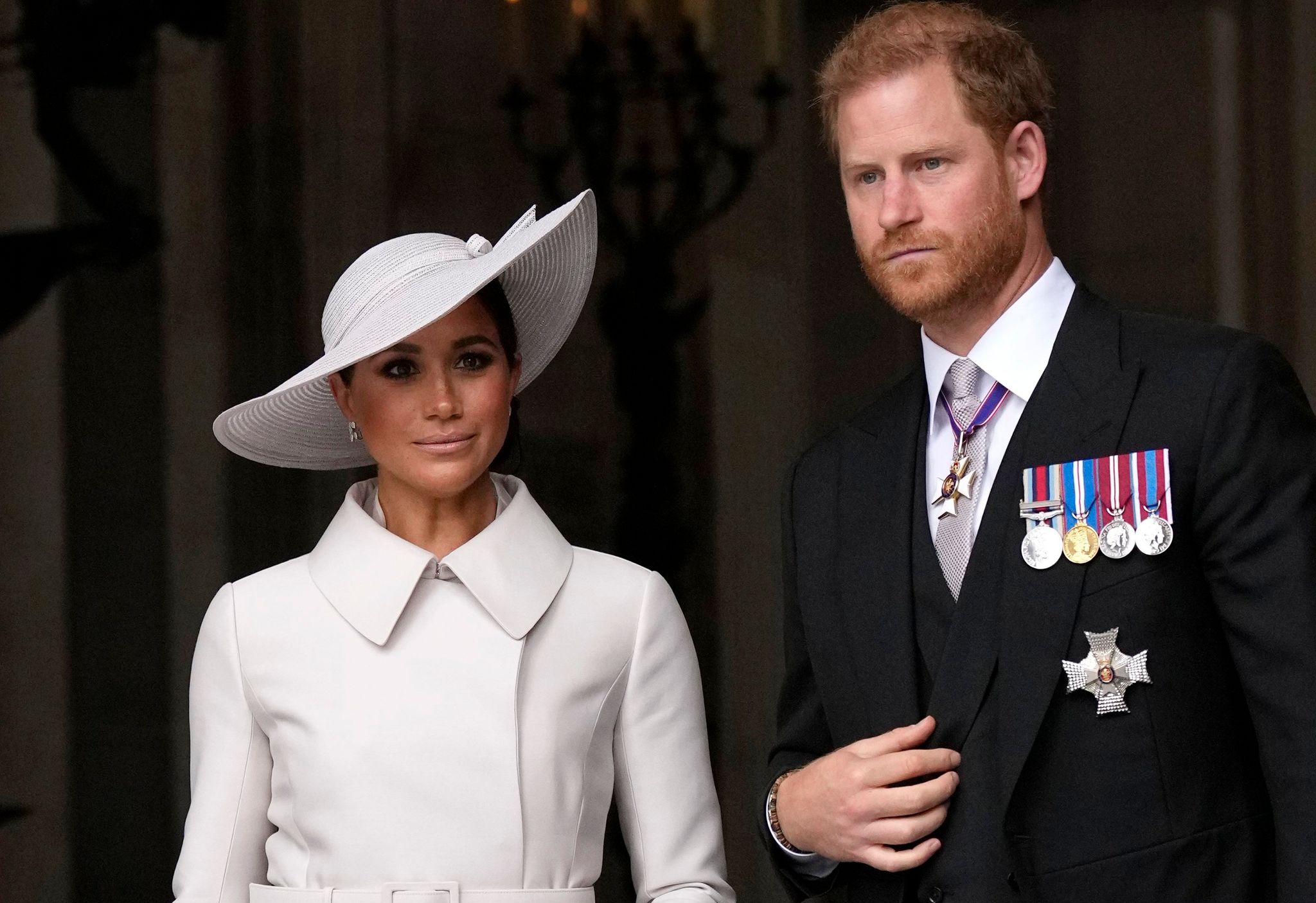 Harry und Meghan fliegen aus Schloss Windsor