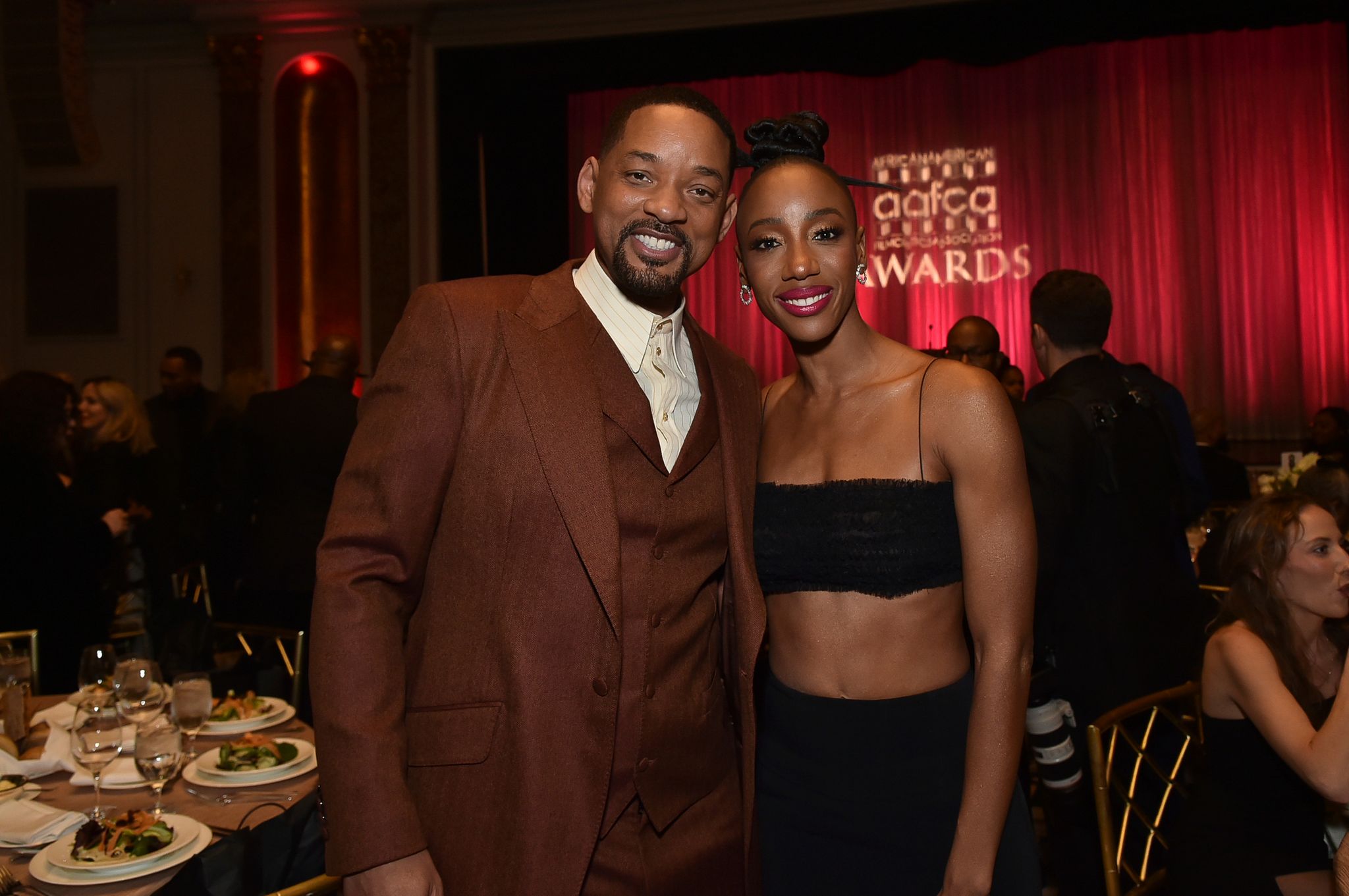 Will Smith nach Oscar-Ohrfeige wieder bei Preis-Gala