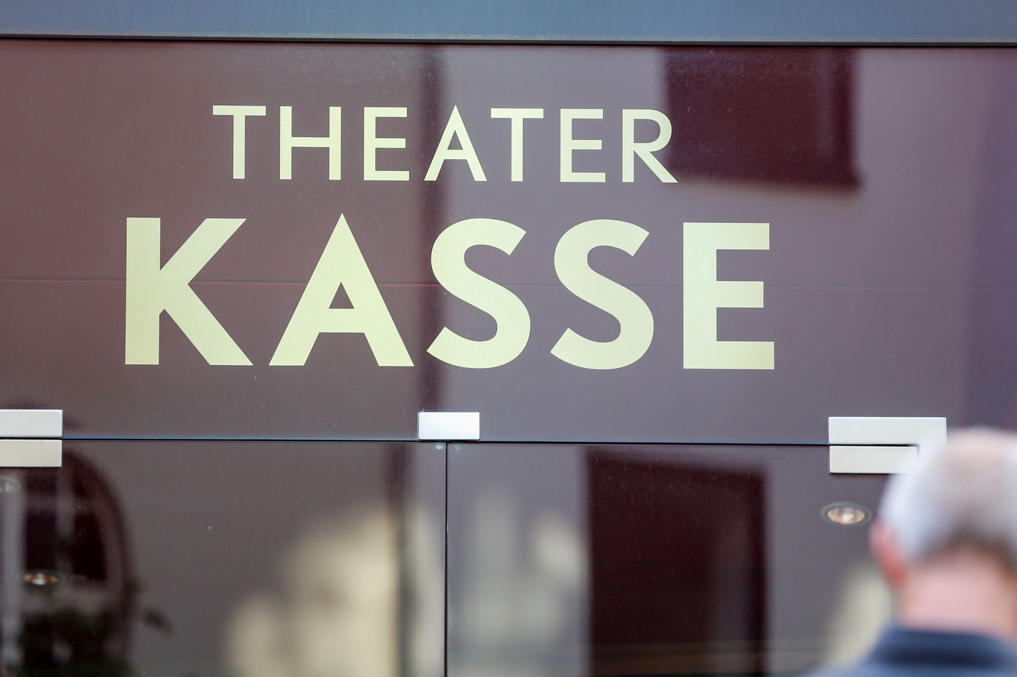 Viel Rückhalt für Theater – Junge fühlen sich fehl am Platz