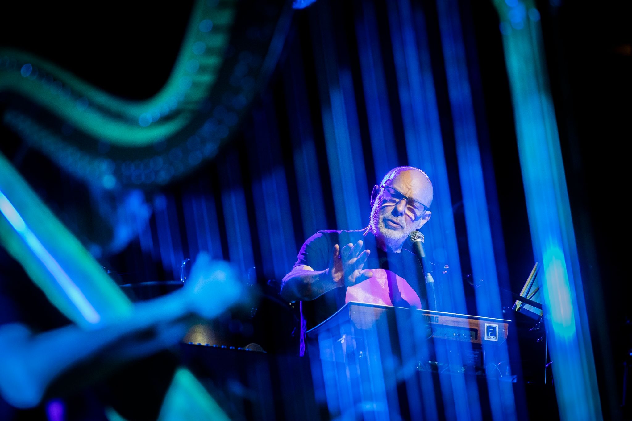 Brian Eno mit Orchester in Berlins Philharmonie gefeiert