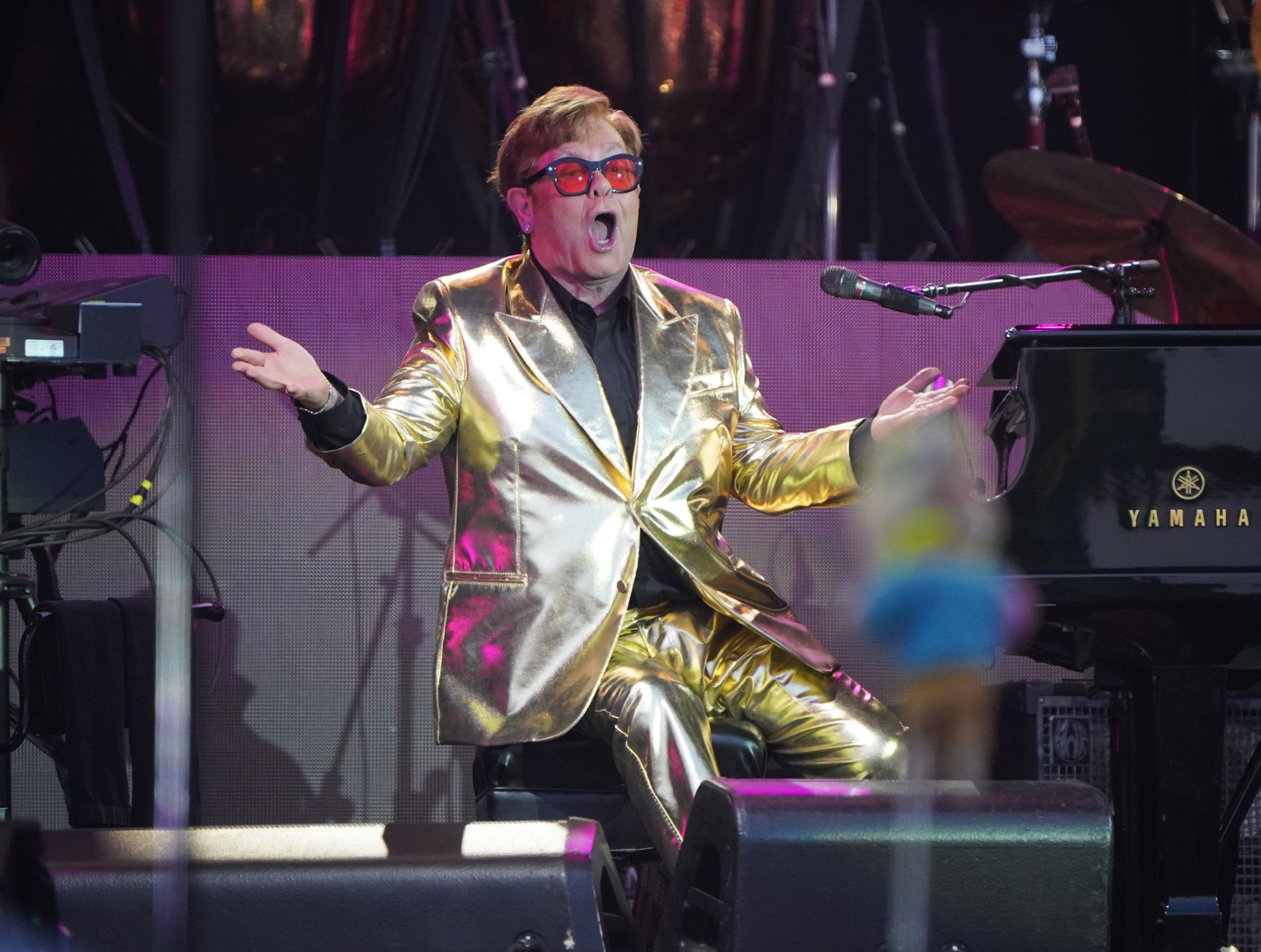 Elton John versteigert private Kunstsammlung bei Christie’s