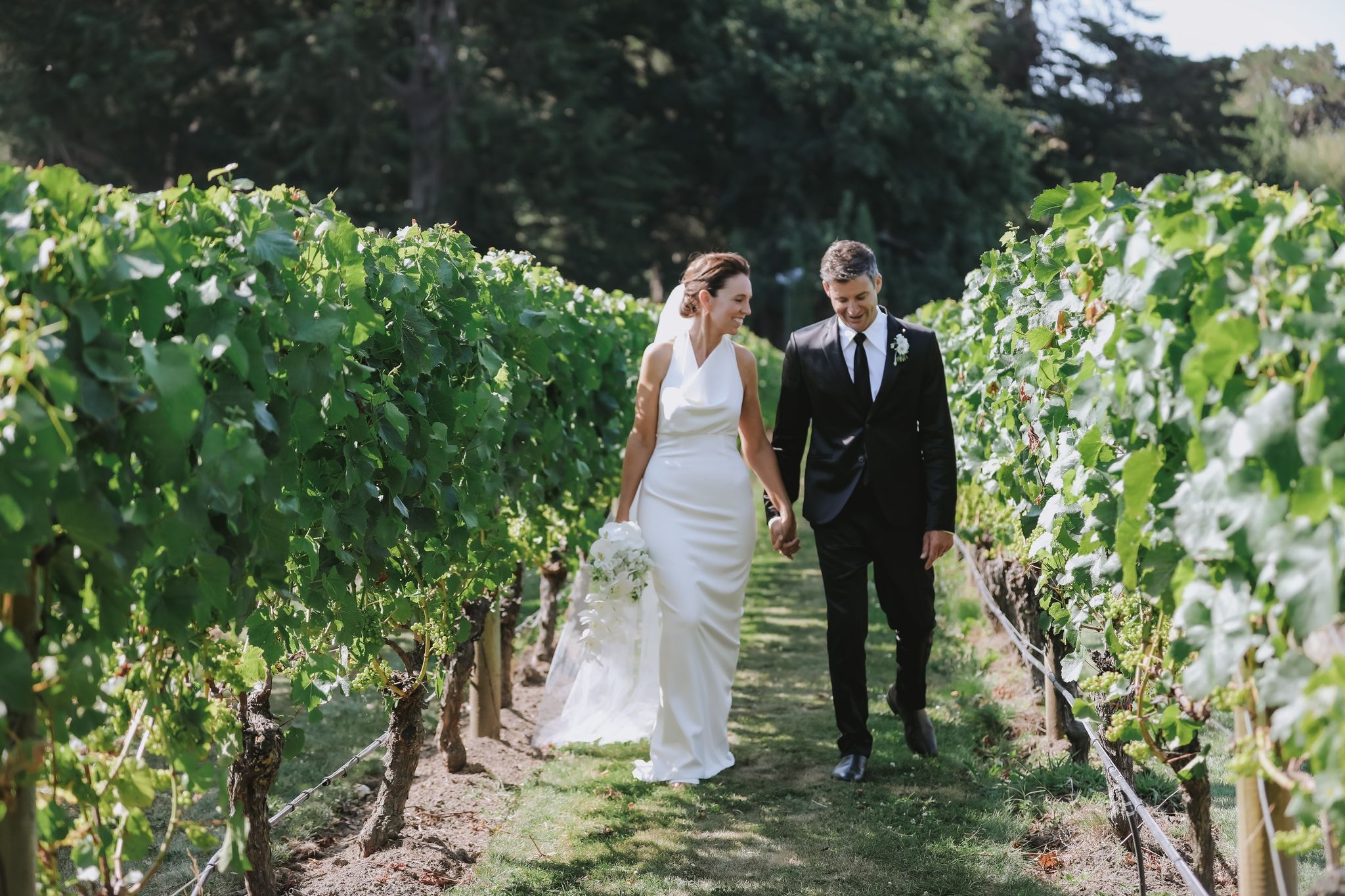 Neuseelands Ex-Premier Jacinda Ardern heiratet in Weinregion