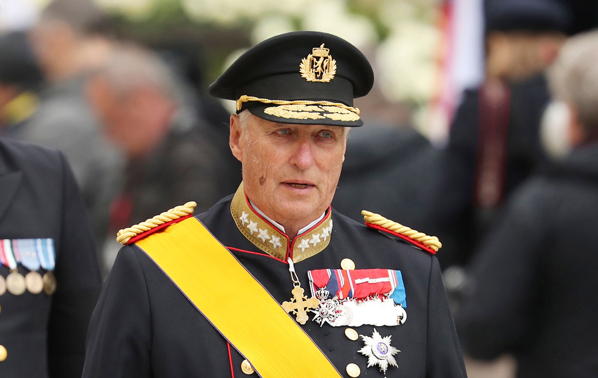 König Harald bekommt temporären Herzschrittmacher